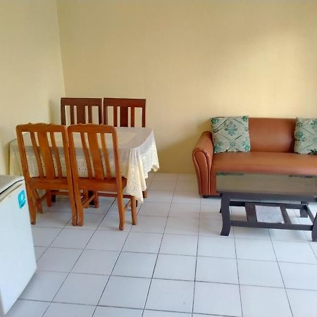 Welcome Lounge Apartment Pantai Jomtien Bagian luar foto